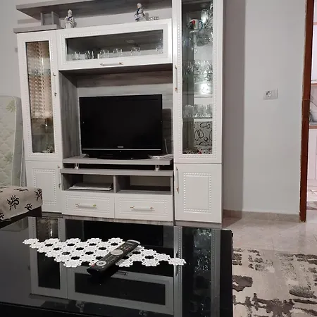 Eloid Apartment *