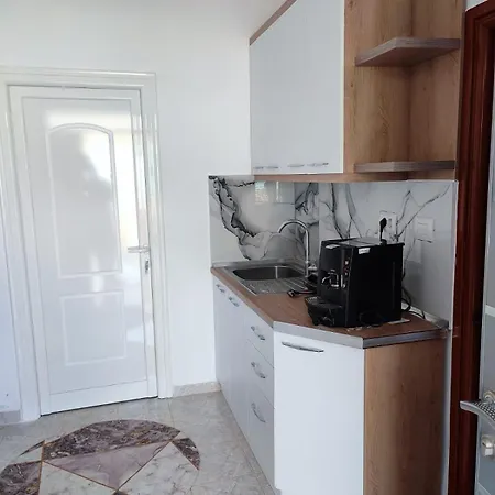 Apartment Eloid Berat